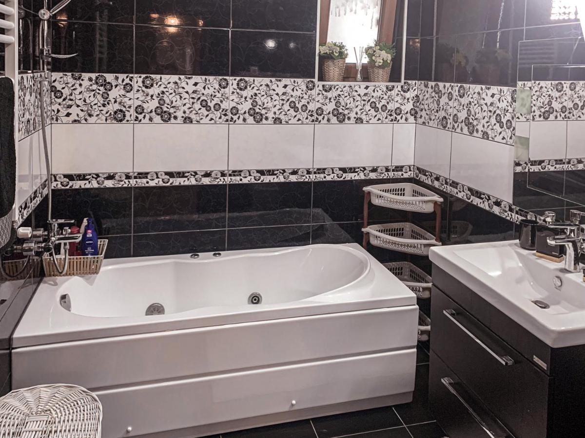 Apartment 2 Rooms Luxury Bucharest Exterior photo
